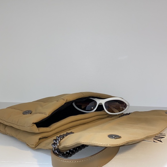 👛HP👛 𝗭𝗮𝗿𝗮 𝗡𝗪𝗧 • Quilted Cream Shoulder Bag Minimalist Flap Purse - Picture 13 of 16